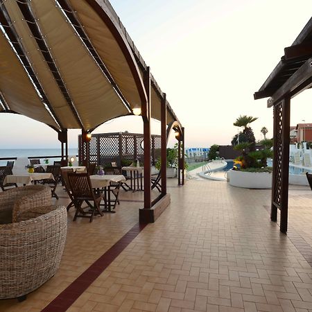 Hotel Cavalluccio Marino ซันตามารีเนลลา ภายนอก รูปภาพ