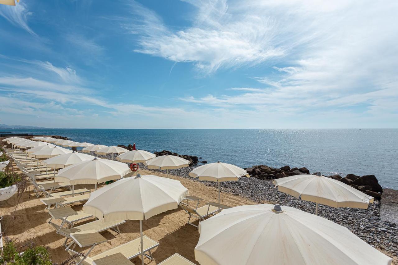 Hotel Cavalluccio Marino ซันตามารีเนลลา ภายนอก รูปภาพ