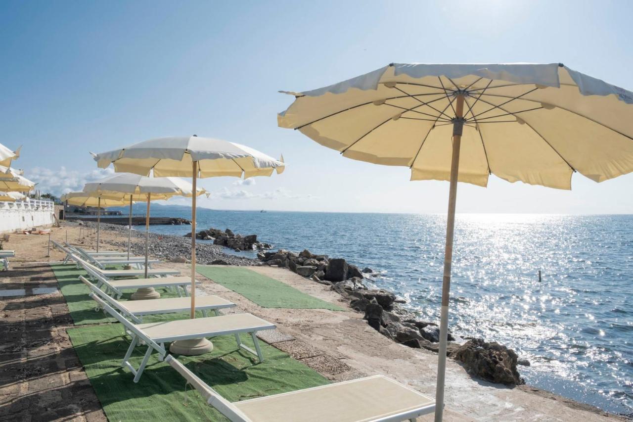 Hotel Cavalluccio Marino ซันตามารีเนลลา ภายนอก รูปภาพ